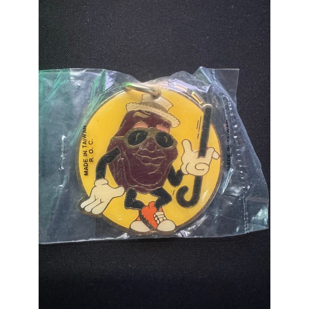New Metal Enamel The California Raisins Band Dance Key Chain Vintage 1988 CALRAB